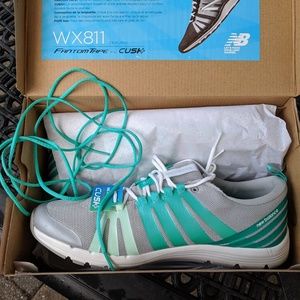 New Balance Trainers sz 12 women's shoes NIB